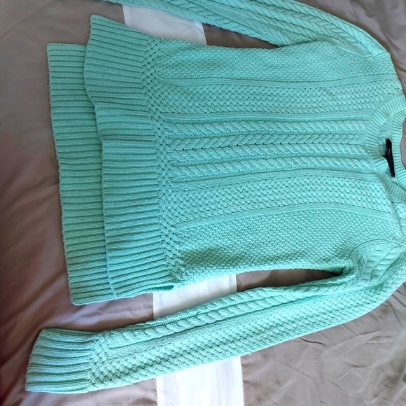 Sweater - Picture 2 of 3